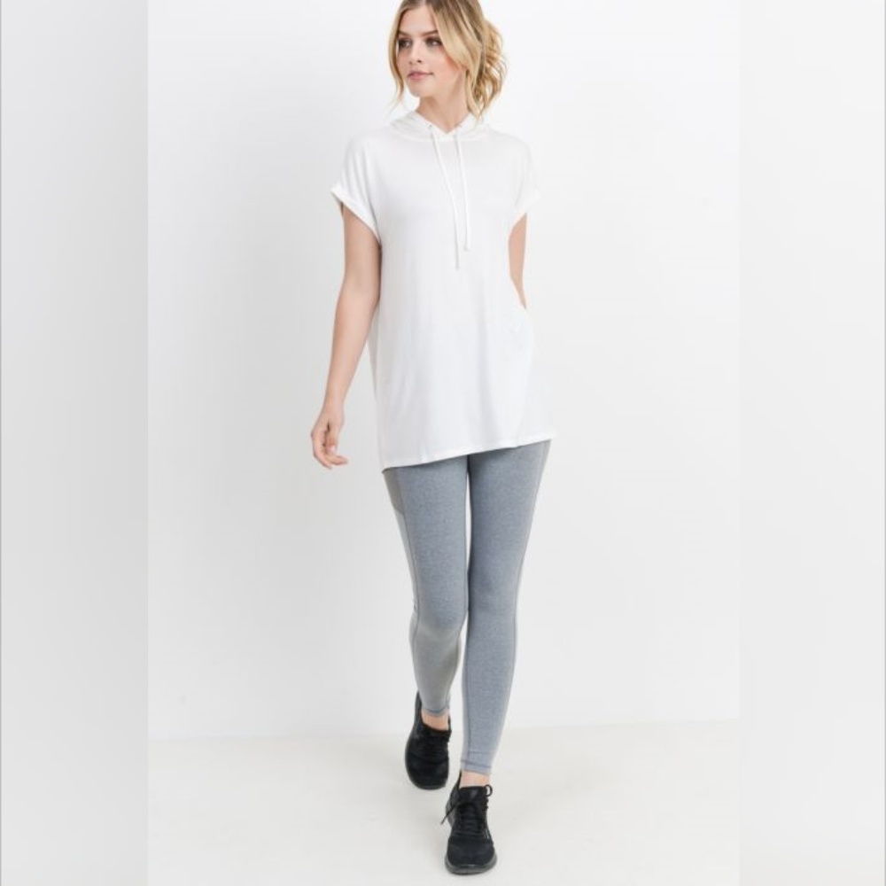 Highwaist Essential Leggings with Mesh Pockets - Picture 6 of 8